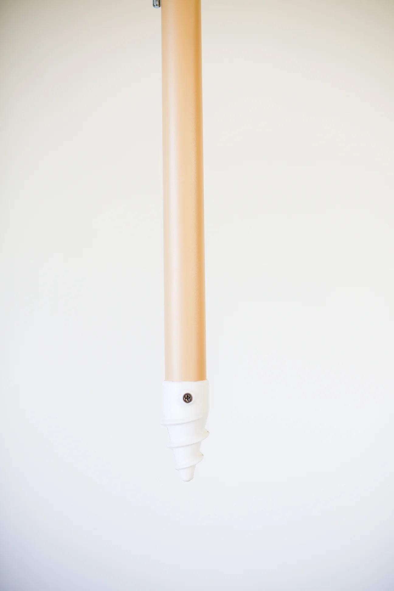 Taatahi Merchants Koi Beach Umbrella Mīraka - Vintage White