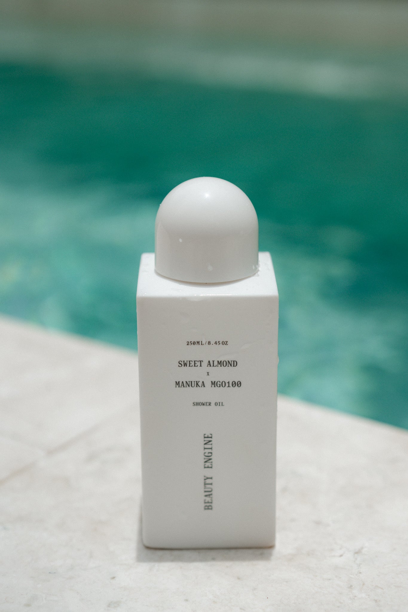 Beauty Engine Sweet Almond x Manuka Honey MGO 100 Shower oil