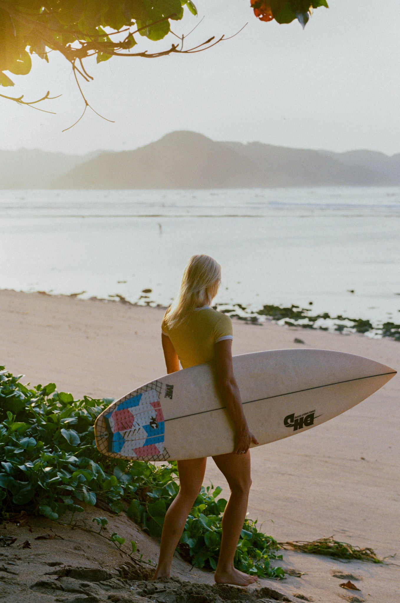 The Unscripted Surf Top Lemon