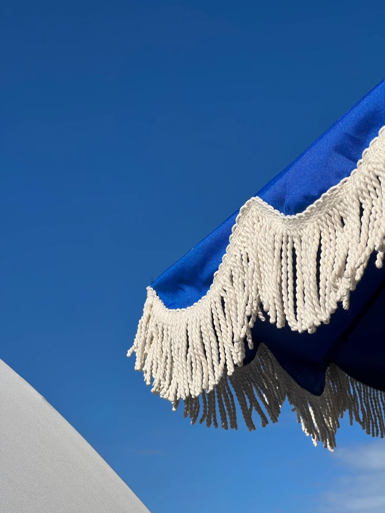 Taatahi Merchants Koi Beach Umbrella Hiko - Electric Blue